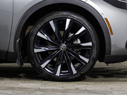 Used 2024 Toyota Crown Platinum image 40