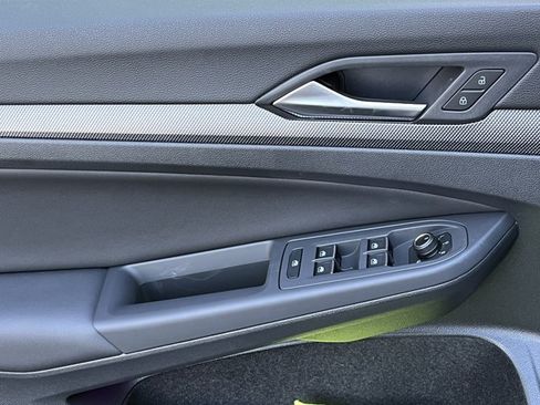 New 2026 Volkswagen GTI SE FWD image 21