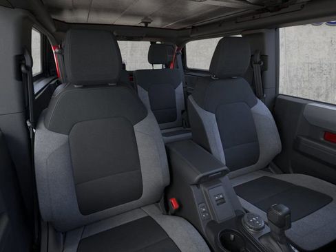 New 2025 Ford Bronco 2-Door image 10
