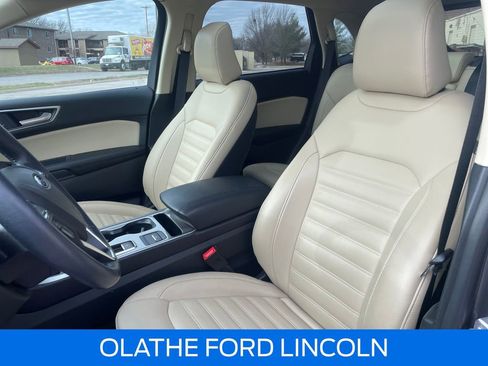 Used 2023 Ford Edge SEL w/ Convenience Package image 17