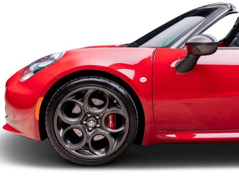 Used 2015 Alfa Romeo 4C Spider w/ Spider Track Package image 27