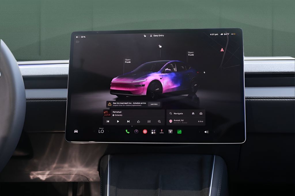 Used 2026 Tesla Model Y Long Range RWD image 35