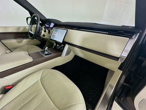 Used 2023 Land Rover Range Rover Long Wheelbase SE AWD/4WD image 48