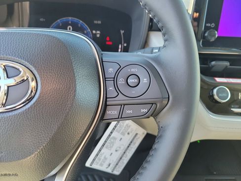 New 2026 Toyota Corolla Cross LE image 27