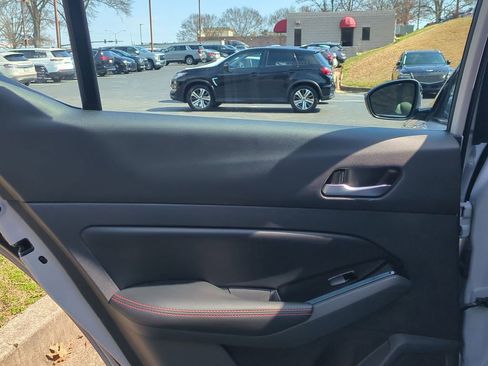 Used 2025 Nissan Altima 2.5 SR AWD/4WD image 26