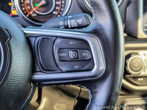 Used 2021 Jeep Gladiator Overland w/ Popular Equipment Package image 17