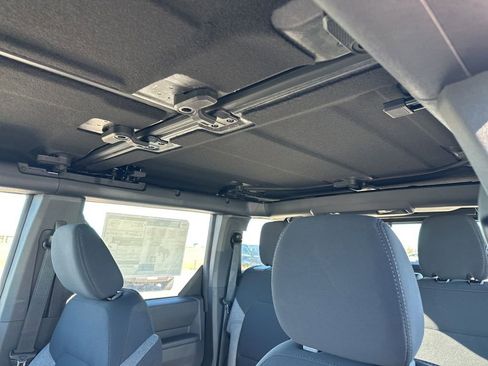 New 2025 Ford Bronco 4-Door image 13