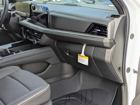 New 2025 Chevrolet Tahoe Premier image 38