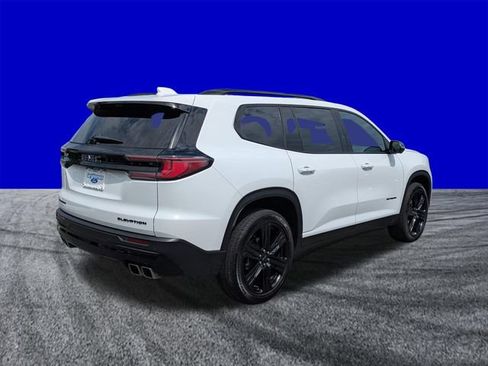 Used 2026 GMC Acadia Elevation w/ Black Edition FWD image 4