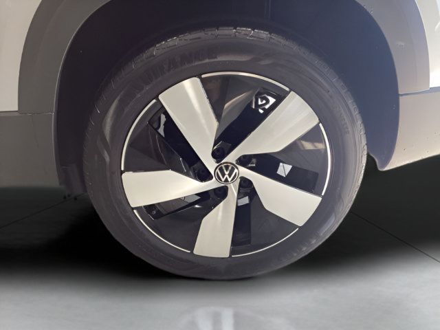 Certified 2024 Volkswagen Taos S AWD/4WD image 24