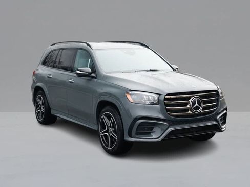 New 2026 Mercedes-Benz GLS 450 4MATIC image 3
