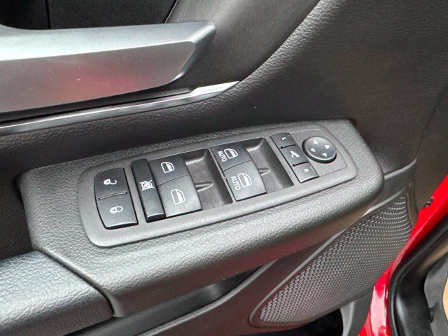 Used 2024 RAM 1500 Big Horn AWD/4WD image 9