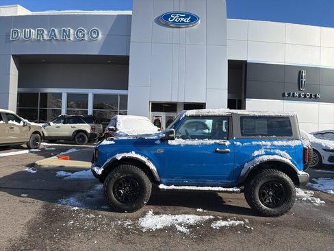 Certified 2022 Ford Bronco Wildtrak image 3