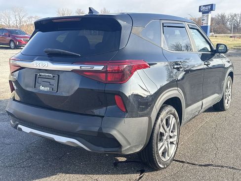 Used 2023 Kia Seltos LX AWD/4WD image 8