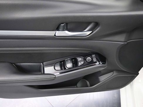 Used 2021 Nissan Altima 2.5 SL image 18