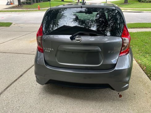 Used 2018 Nissan Versa Note SV FWD image 4