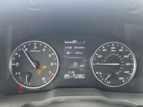 Used 2025 Subaru Forester Premium w/ Convenience Package #1 AWD/4WD image 2