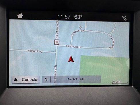 Used 2018 Ford Edge SEL w/ Equipment Group 201A FWD image 5