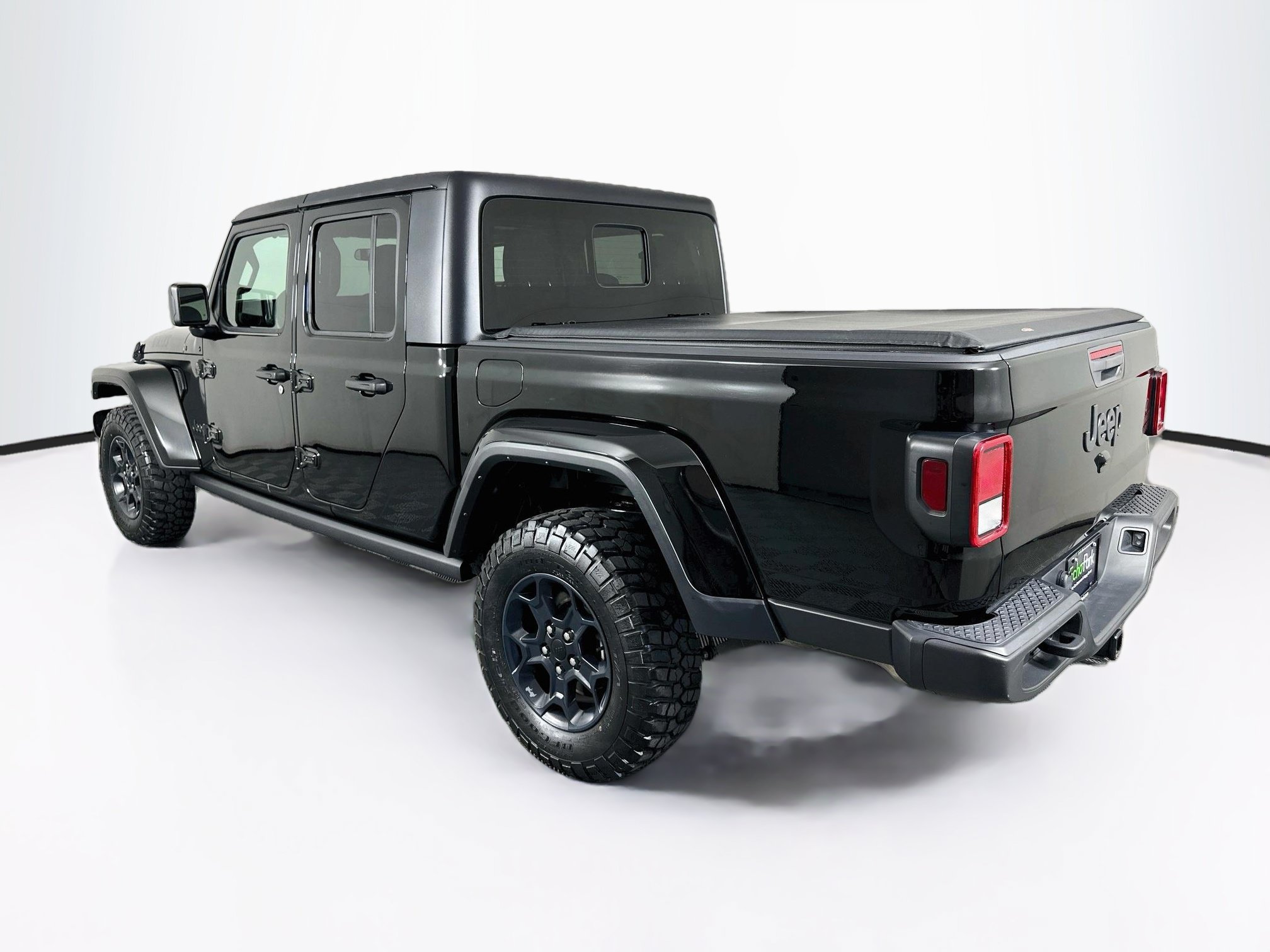 Used 2023 Jeep Gladiator Sport AWD/4WD image 5
