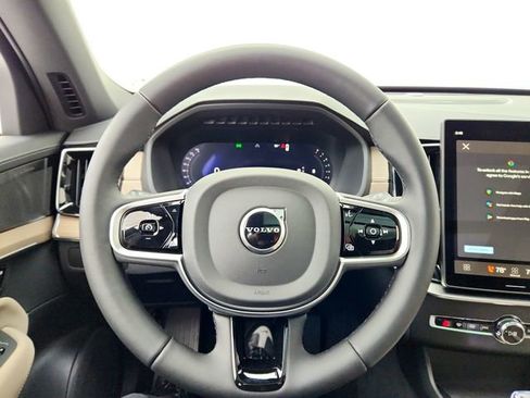 New 2026 Volvo XC90 B6 Plus w/ Protection Package Premier image 25