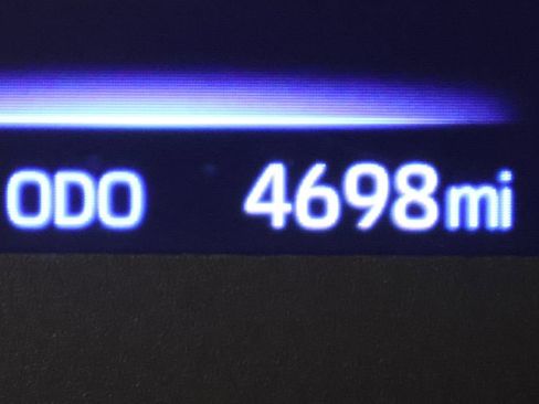 Used 2025 Toyota Corolla LE image 24