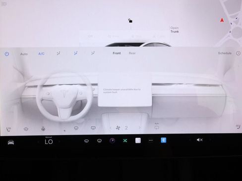 Used 2023 Tesla Model 3 Standard Range image 19