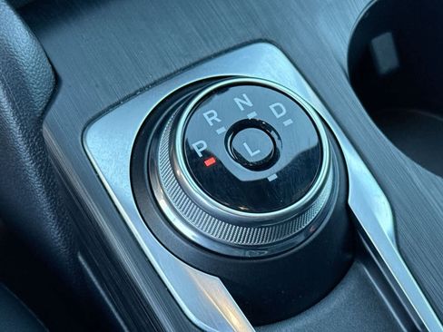 Used 2025 Ford Escape ST-Line image 24