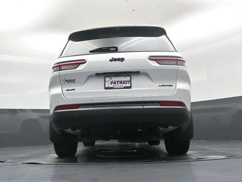 Used 2025 Jeep Grand Cherokee L Limited w/ Luxury Tech Group II image 43