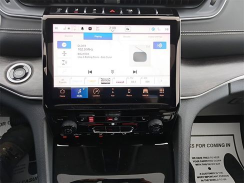 Certified 2023 Jeep Grand Cherokee L Limited w/ Trailer Tow Group (B) image 13