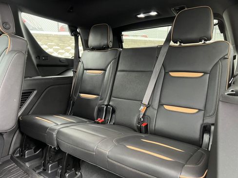 Used 2023 GMC Yukon AT4 w/ AT4 Premium Package image 7