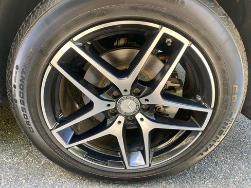 Used 2017 Mercedes-Benz GLC 300 4MATIC image 40