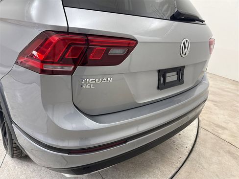 Used 2019 Volkswagen Tiguan SEL R-Line image 20