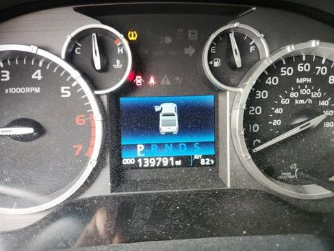 Used 2017 Toyota Tundra SR5 w/ SR5 Upgrade Package image 14