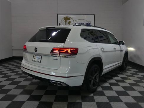 Used 2021 Volkswagen Atlas SE w/ Panoramic Sunroof Package AWD/4WD image 10