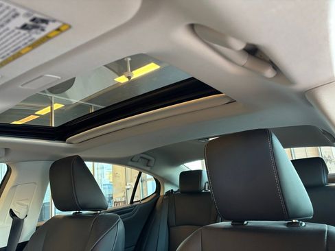 Used 2023 Lexus ES 350 w/ Premium Package image 24