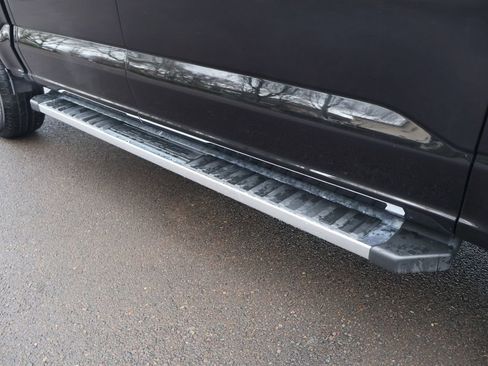 Used 2022 Ford F150 Lariat w/ Equipment Group 501A Mid image 10