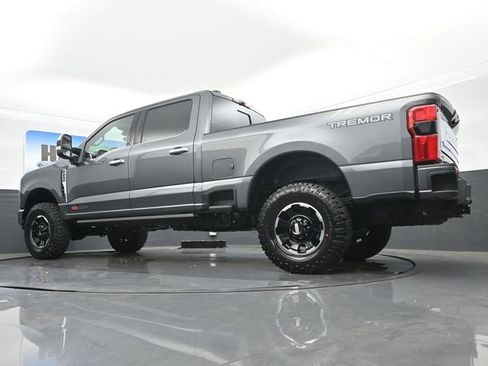 New 2026 Ford F250 Platinum w/ Platinum Plus Package AWD/4WD image 19