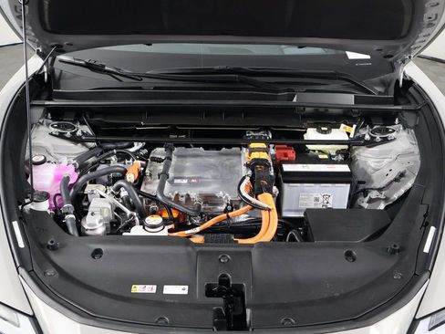 New 2026 Lexus RZ 450e AWD image 9