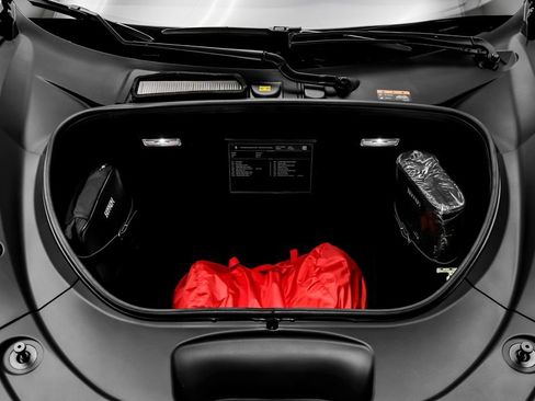 Used 2023 Ferrari F8 Tributo RWD image 62