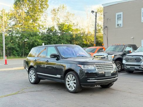 Used 2017 Land Rover Range Rover Supercharged AWD/4WD image 4
