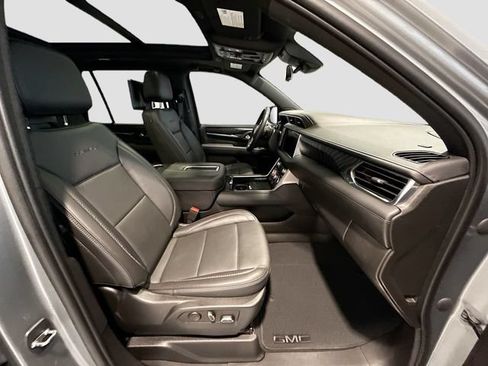 Certified 2023 GMC Yukon Denali w/ Denali Reserve Package AWD/4WD image 29