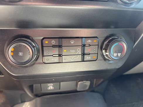 Used 2022 Ford F350 XLT w/ XLT Premium Package AWD/4WD image 22