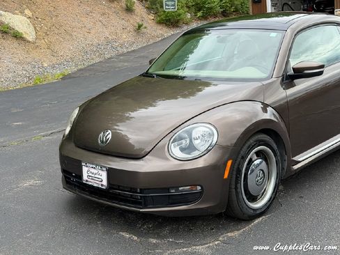 Used 2014 Volkswagen Beetle 1.8T FWD image 33