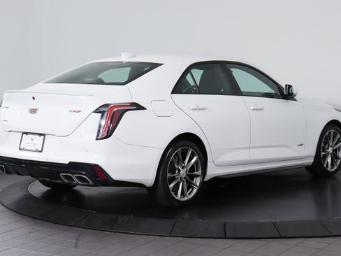 Used 2022 Cadillac CT4 V w/ Navigation Package image 5