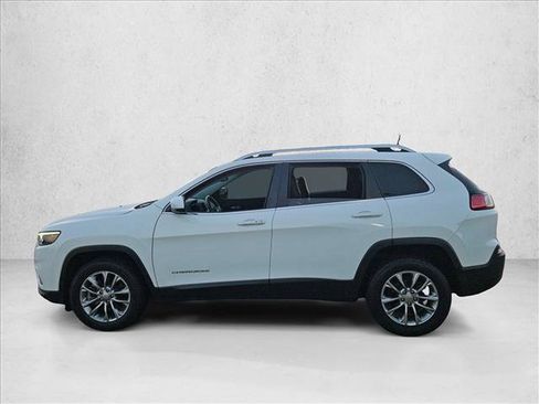 Used 2021 Jeep Cherokee Latitude Plus w/ Sun & Sound Group FWD image 14