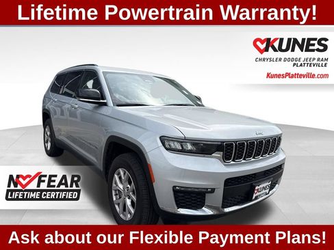 Used 2022 Jeep Grand Cherokee L Limited w/ Trailer Tow Group (B) AWD/4WD image 3