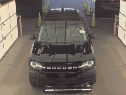 Used 2025 Ford Bronco Sport Outer Banks w/ Outer Banks Tech Package+ image 17