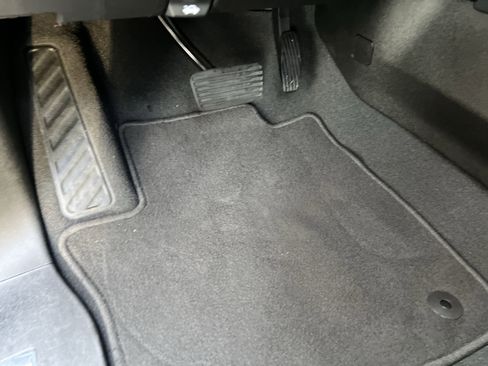 Certified 2024 Chevrolet Suburban RST w/ Luxury Package image 17