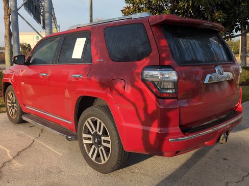 Used 2016 Toyota 4Runner Limited image 8