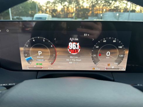 New 2026 Nissan Armada SL w/ Captain's Chari Seat Package image 27